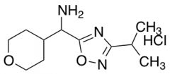 Oxan-4-yl[3-(propan-2-yl)-1,2,4-oxadiazol-5-yl]methanamine Hydrochloride