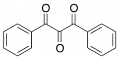 1,3-Diphenylpropanetrione